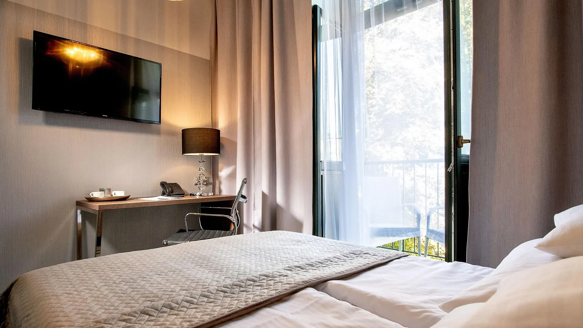 Plaza Boutique Hotel Krakov 4*,